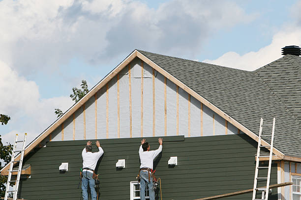 Professional Siding Replacement technician working in Dublin, IN